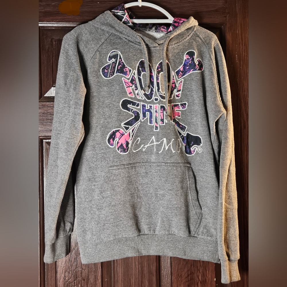 Moonshine Muddy Girl Camo Hoodie L